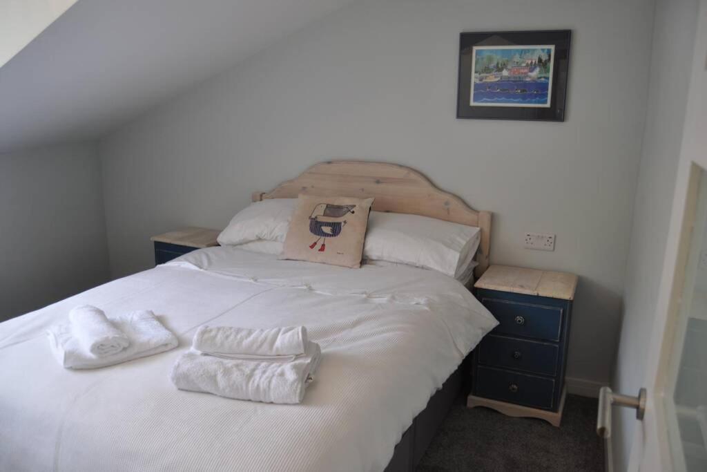 Luxury Dog Friendly In Harbour With Sea Views And Free Parking * Brixham