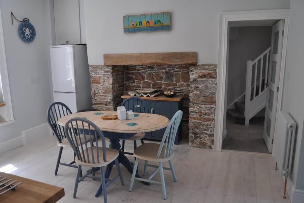 Appartement Luxury Dog Friendly In Harbour With Sea Views And Free Parking *